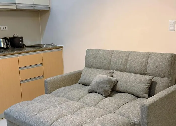 A Unit In Mckinley Near Venice Grand Canal Mall Aparthotel *