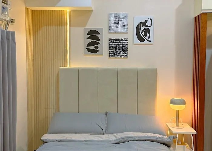 A Unit In Mckinley Near Venice Grand Canal Mall